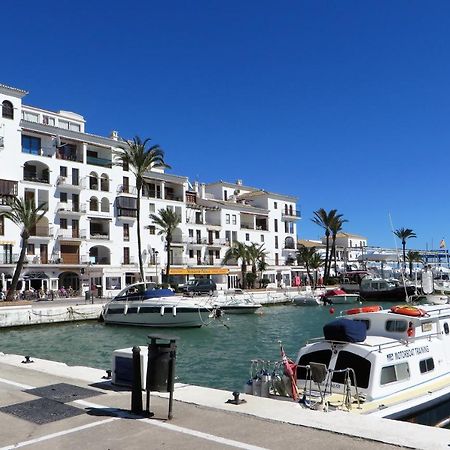 Salinas. Apartment For 4. Terrace/Parking/Pools/Gym/4Mins Beach Estepona Buitenkant foto