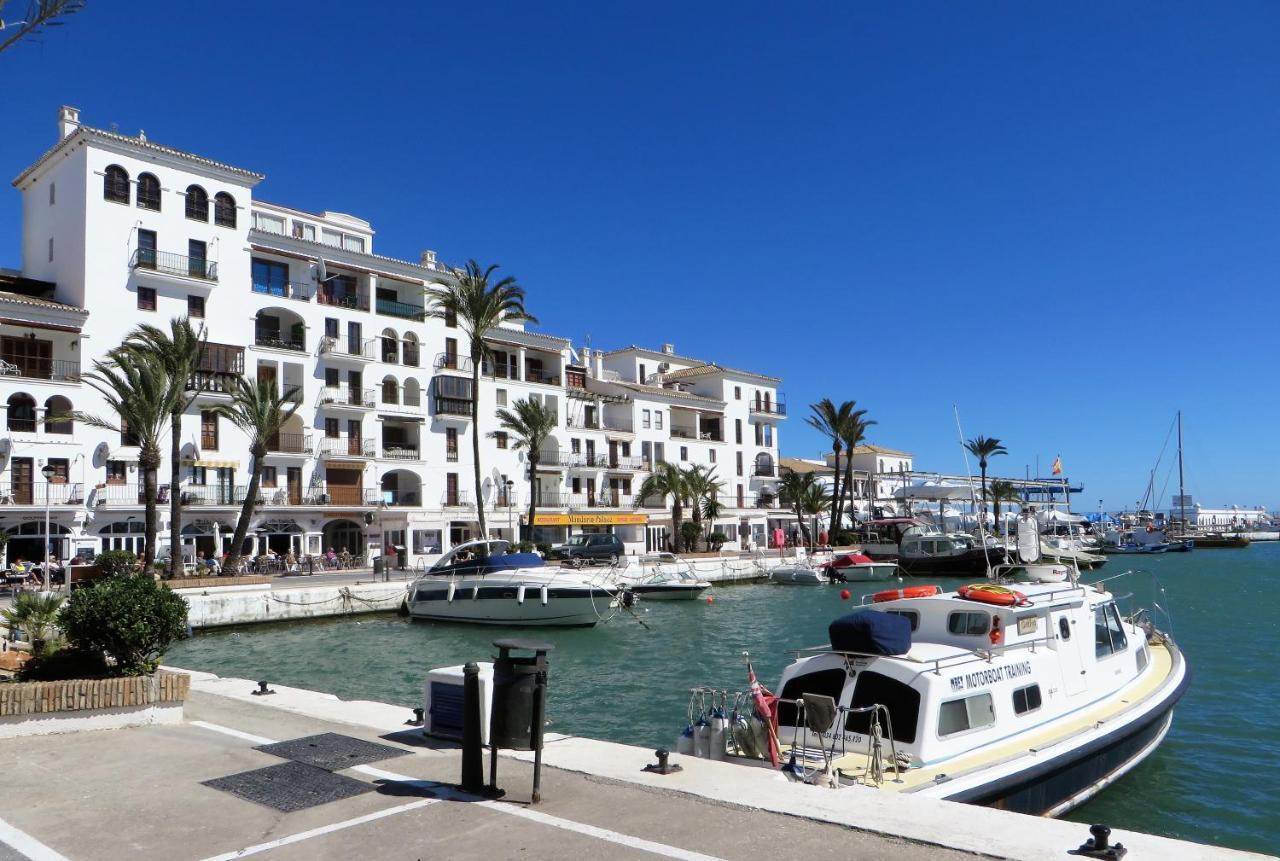 Salinas. Apartment For 4. Terrace/Parking/Pools/Gym/4Mins Beach Estepona Buitenkant foto